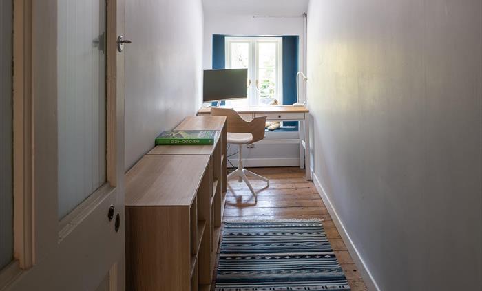 The Cors Country House